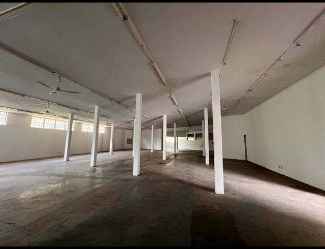 RETAIL FOR SALE IN PRESTBURY